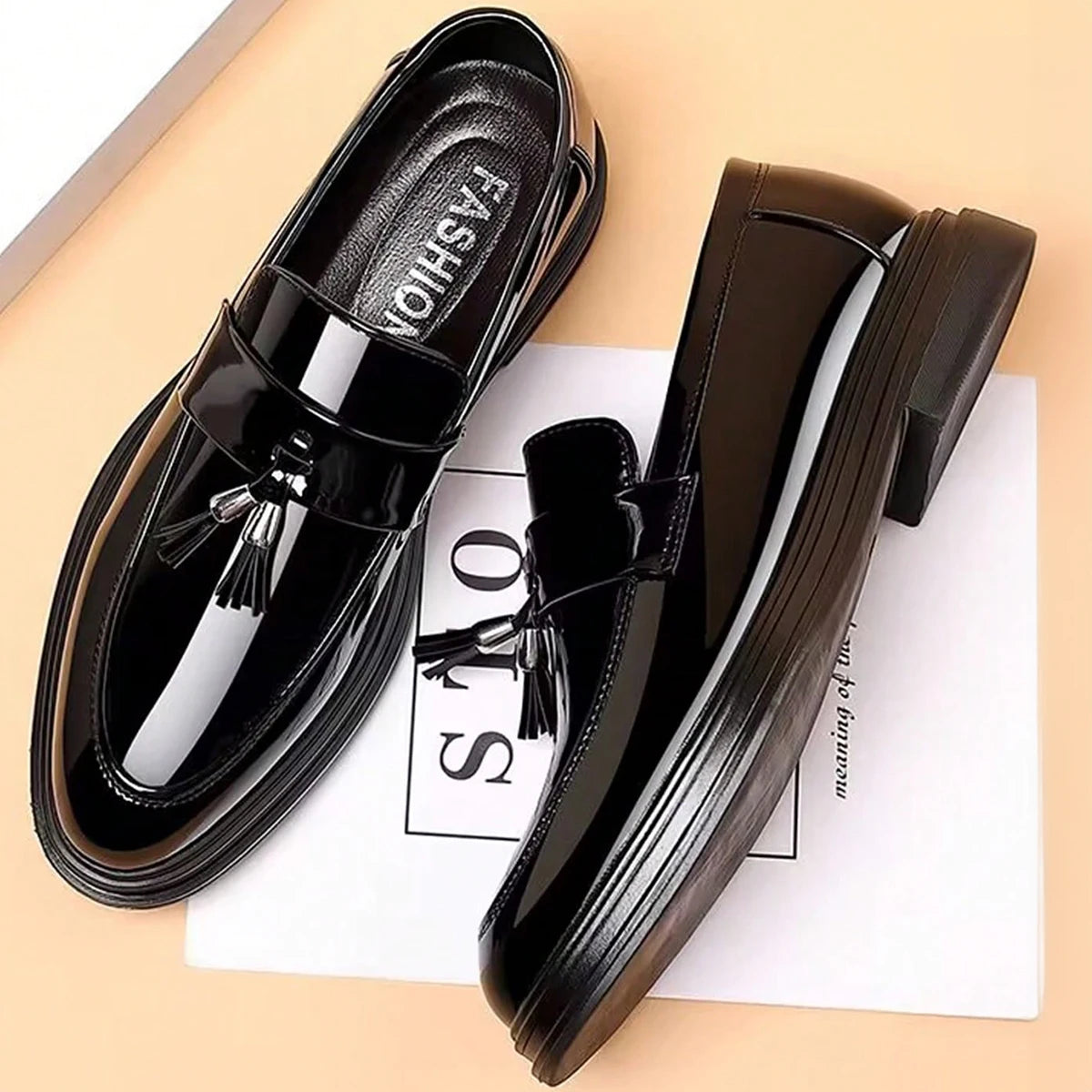 Classic Men’s Loafers: Timeless Elegance